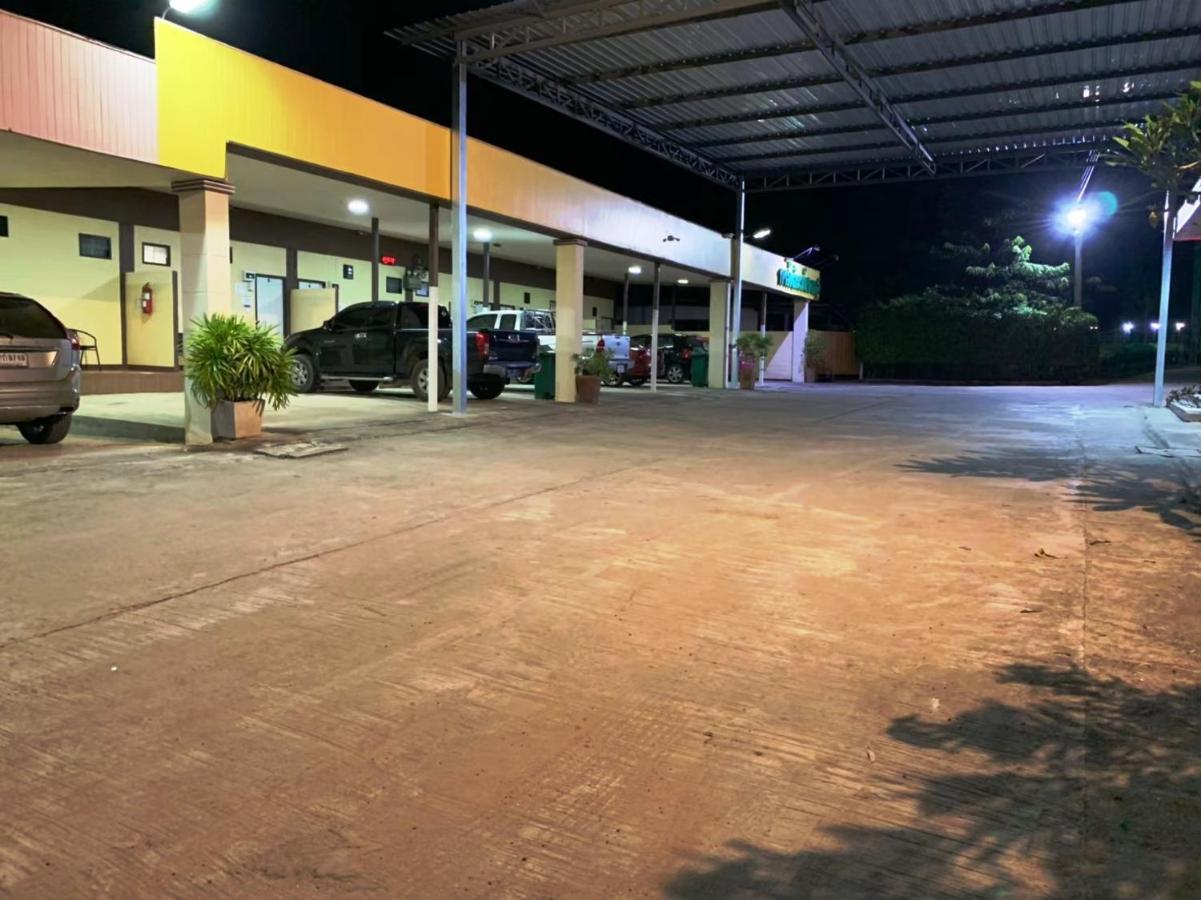 Garden Place Phetchabun Exterior photo